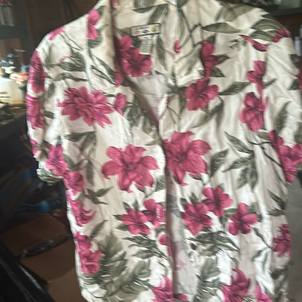 Caribbean Joe button up Hawaiian top